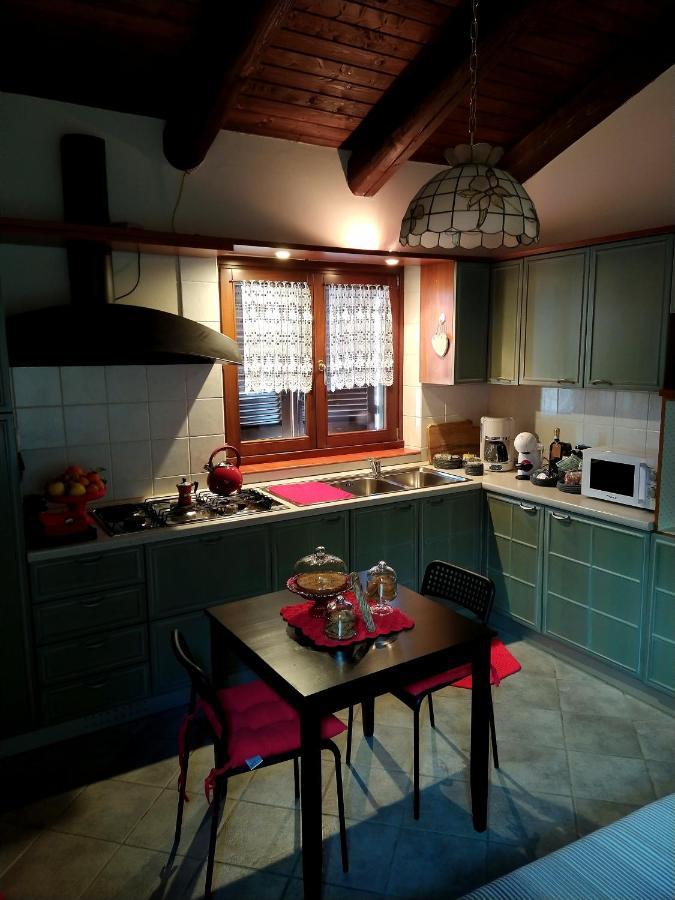 Cascina Roella Guest House Monforte dʼAlba Exterior foto