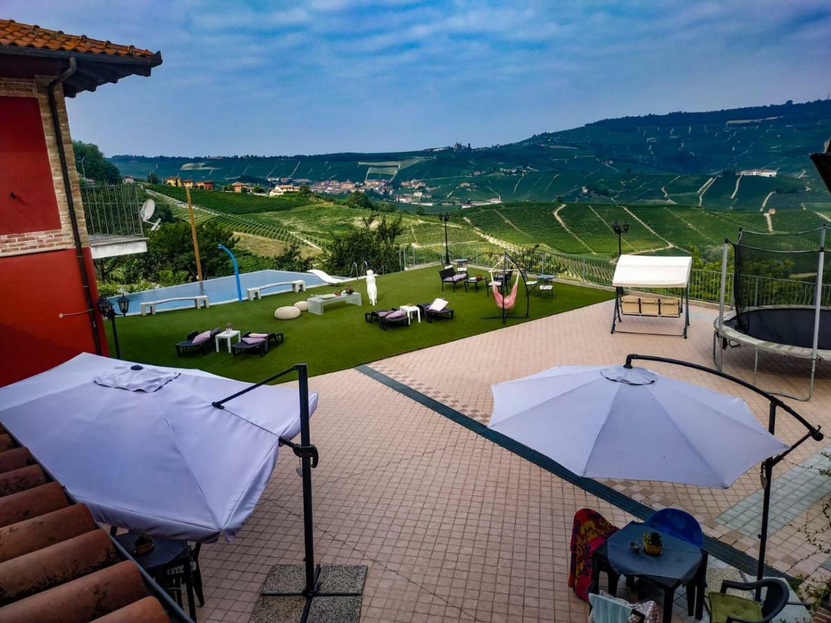 Cascina Roella Guest House Monforte dʼAlba Exterior foto
